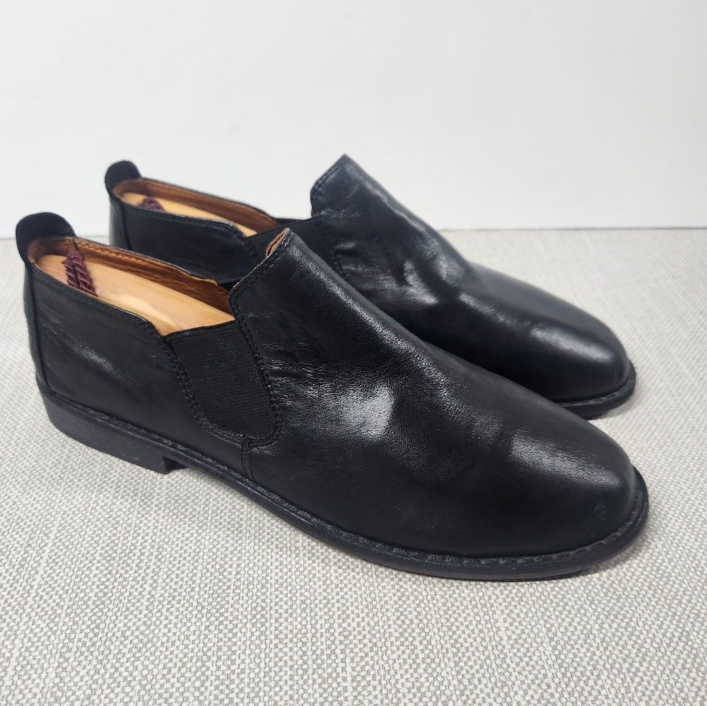 Gentle Souls Kenneth Cole essex size 9.5 M Black Loafer Leather women